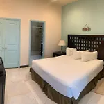 Sunchase Inn & Suites