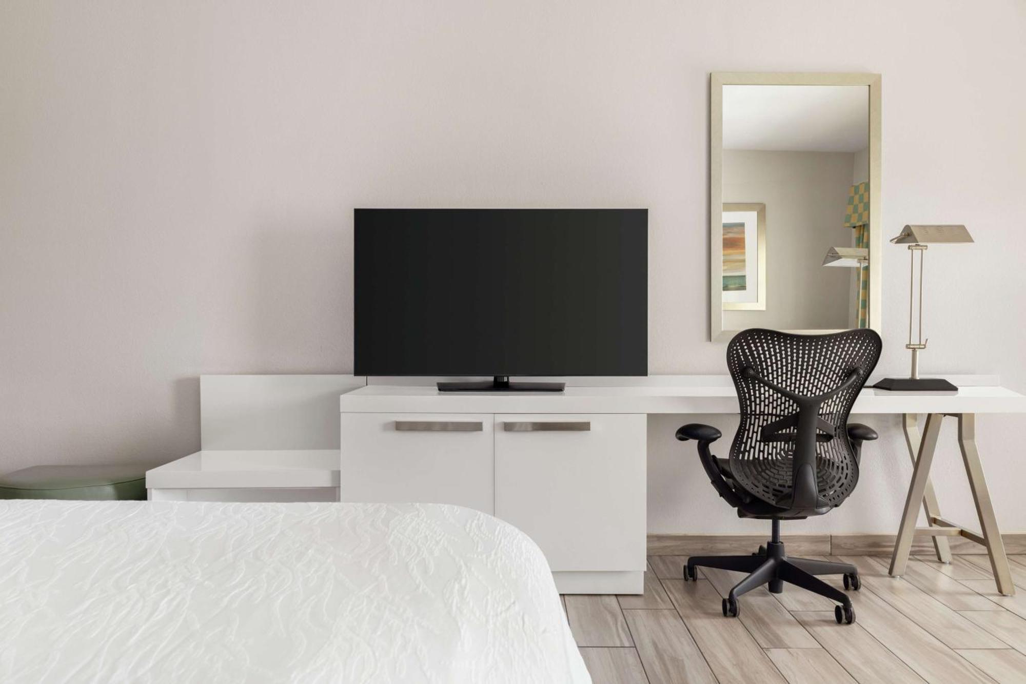 Hotel Hilton Garden 3*