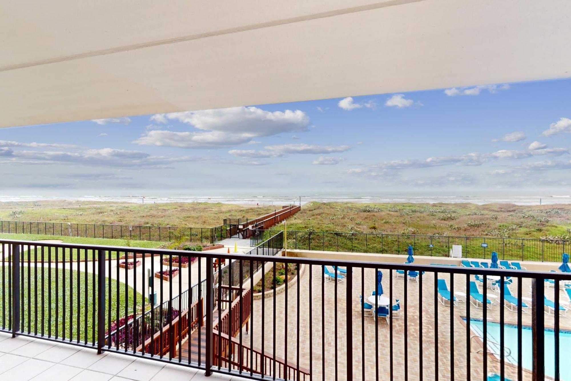 Suntide Iii Apartment