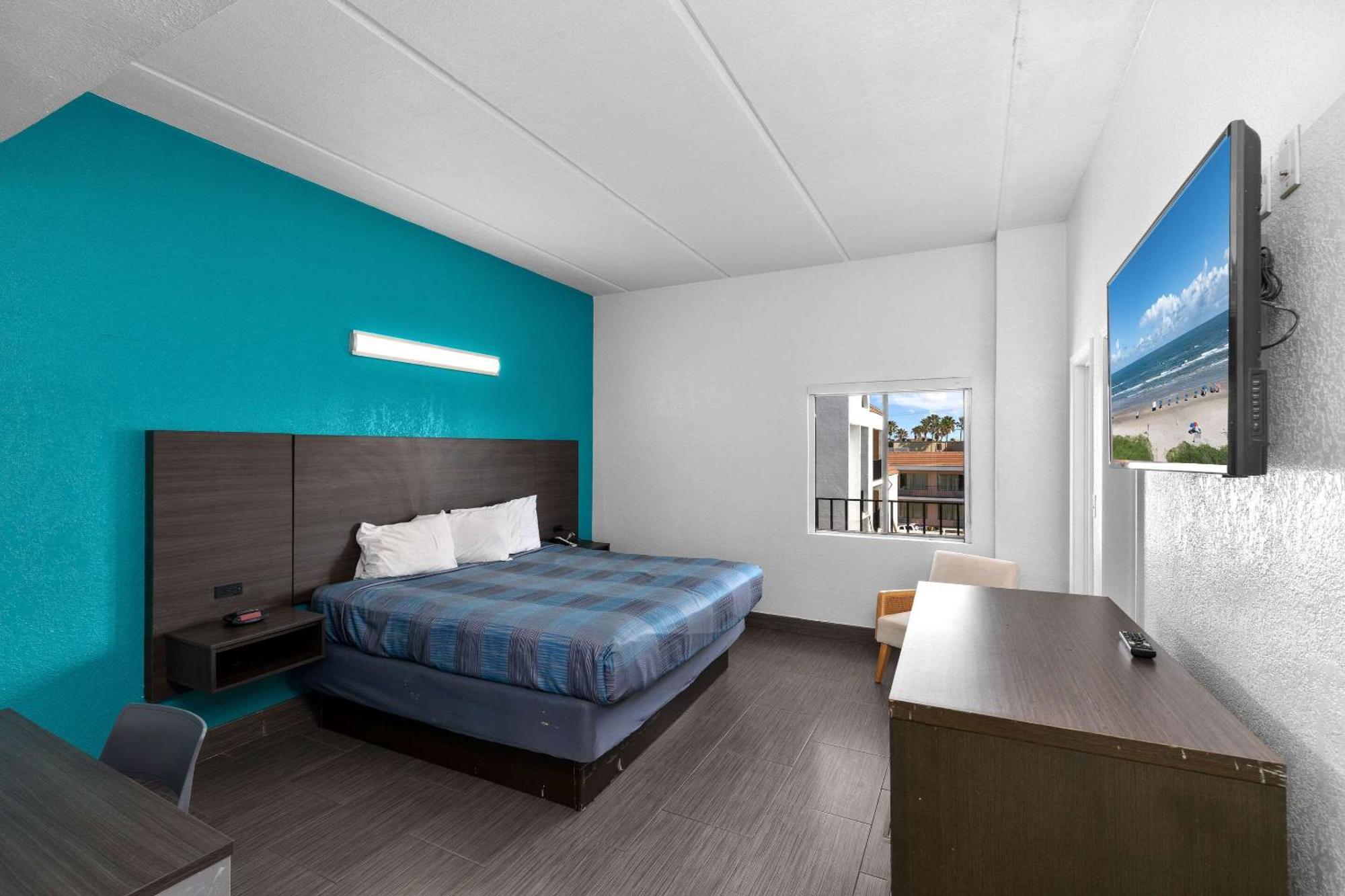 Windwater And Marina Hotel South Padre Island