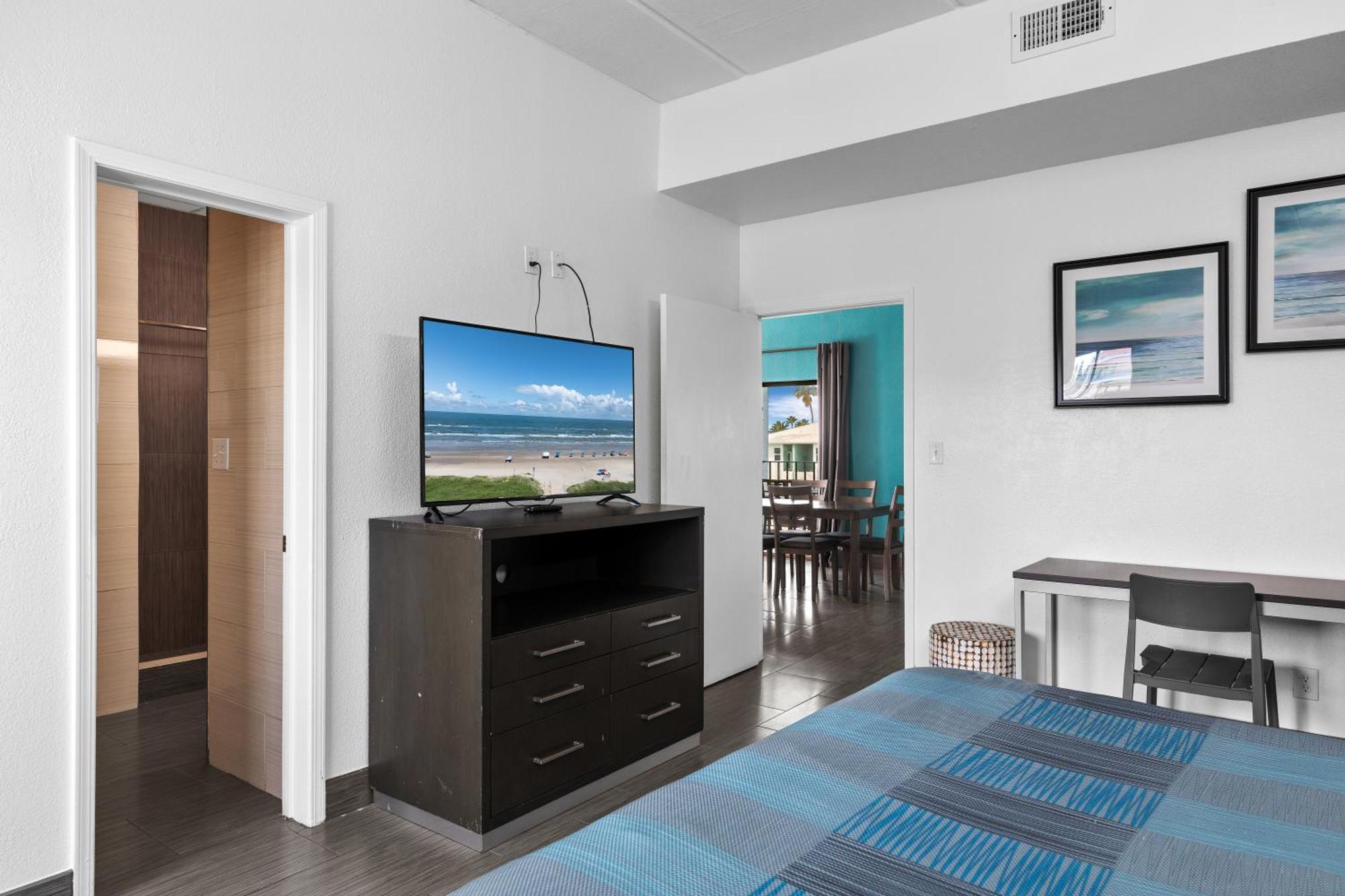 Windwater And Marina Hotel South Padre Island