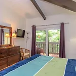 Tiki 204
