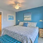 Sunny Oceanfront Condo On South Padre Island Beach