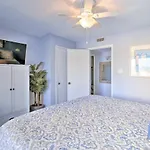 Sunny Oceanfront Condo On South Padre Island Beach