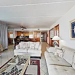 Suntide III Condos V