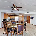 Suntide III Condos V