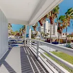 Lazy Seagull Beach House