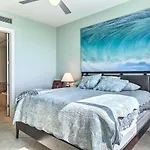 South Padre Island Retreat With Beach Access!