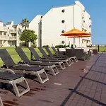 1St Floor Condo W Beautiful Resort Grounds! Heated Pools Hot Tub Tennis Courts