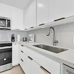 4 Bd Luxury Beachfront Condo With Private Pool &Terrace