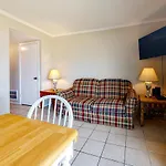 La Internacional Condominiums #203