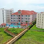 La Copa Inn Beach Hotel