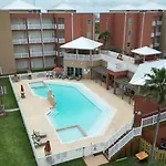 La Isla F102 Condo