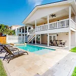 Carolyn\'S Beach House Unit B