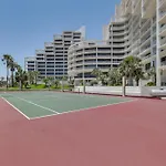 South Padre Island Gem Community Pool And Hot Tub!
