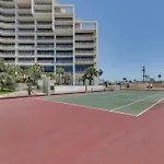 South Padre Island Gem Community Pool And Hot Tub!