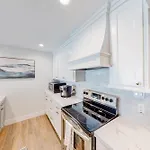 Carolyn\'S Beach House Bliss