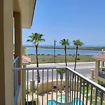 Las Verandas