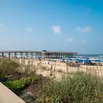 Pelicans Perch Charming 1Br Near Beach With Patio 160