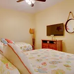South Padre Island Condo - Walk To The Beach!