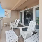 Amazing Beachcombers Paradise