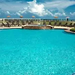 Relax Luxury Beachfront Condo With Amazing Terrace
