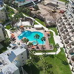 Bahia Mar 851F Home