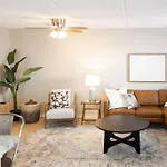 2 Bed 2 Bath 1St Floor Condo W Pool By Beach