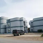 Dunes Condominiums 2-3 Minute Walk To Wanna Wanna
