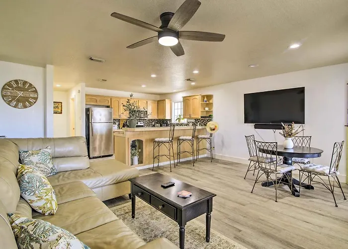 South Padre Island Getaway - Newly Renovated!