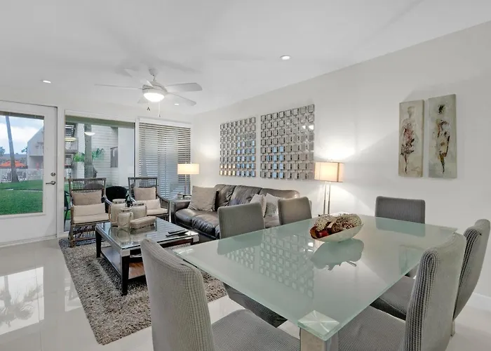 1St Floor Condo W Beautiful Resort Grounds! Heated Pools Hot Tub Tennis Courts