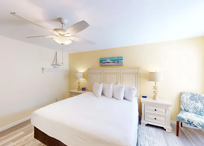 Lantana Bay Escape