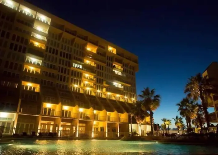Relax Luxury Beachfront Condo With Amazing Terrace