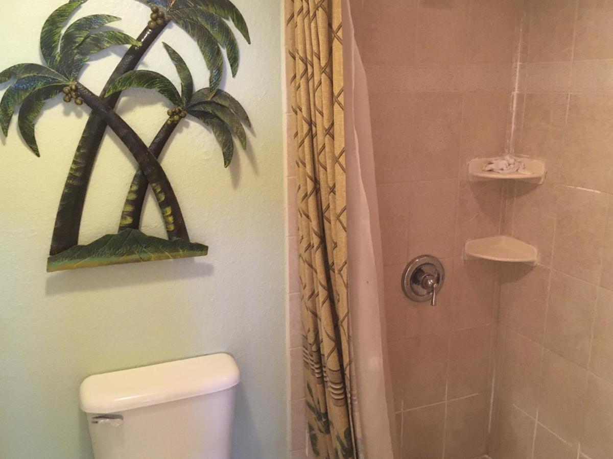 Beachside 2 Bedroom Sleeps 9 Holiday home South Padre Island
