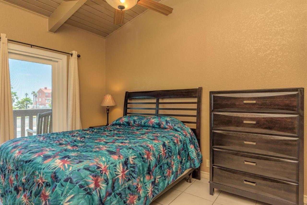 Tiki 243 * South Padre Island