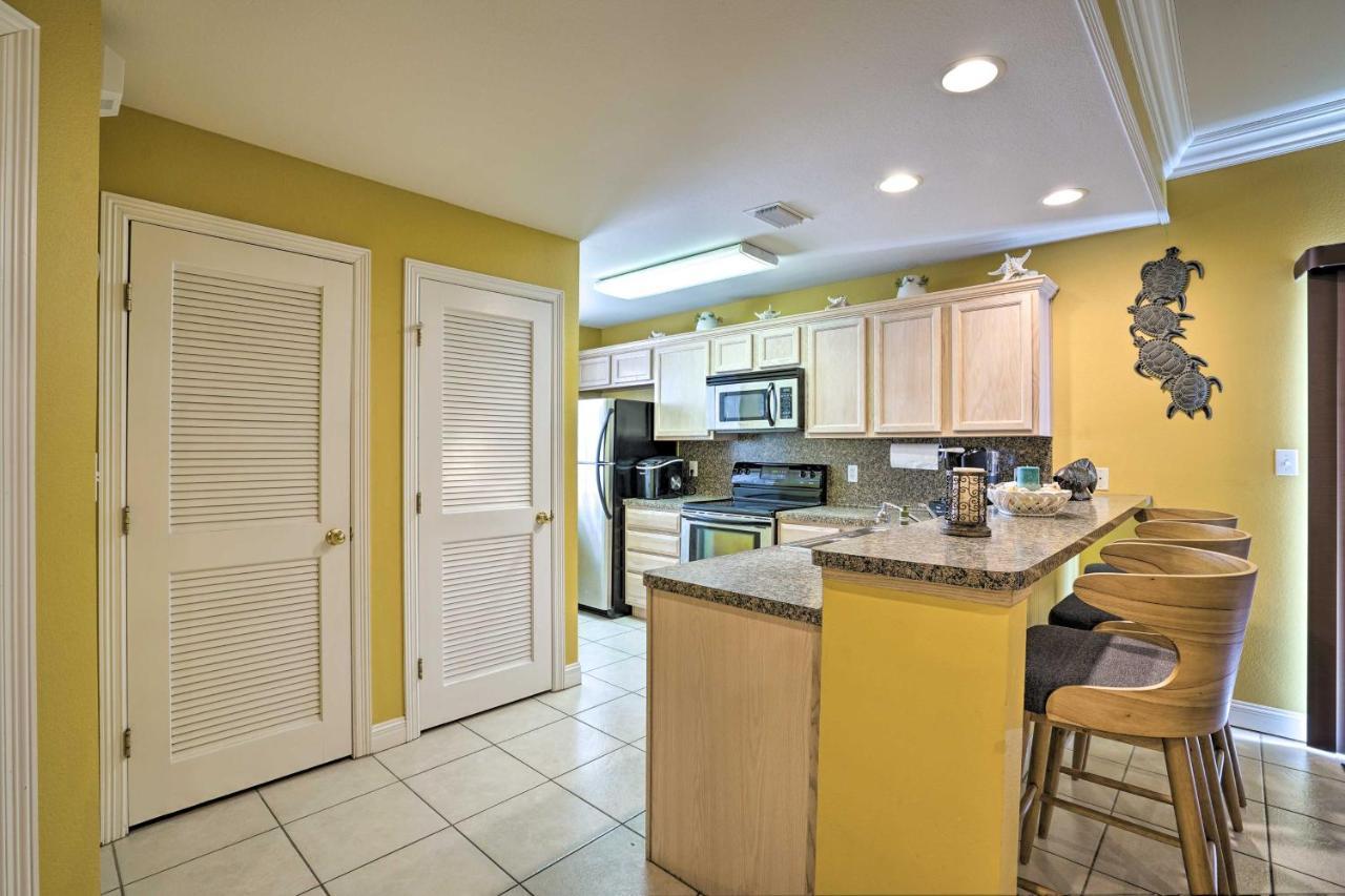 Coastal With Pool In South Padre Island! Apartment
