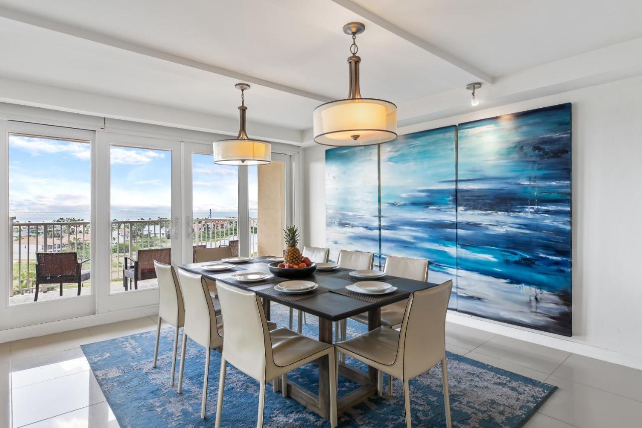 Breathtaking Bay View, Beachfront Resort, Family Friendly, Shared Pools South Padre Island