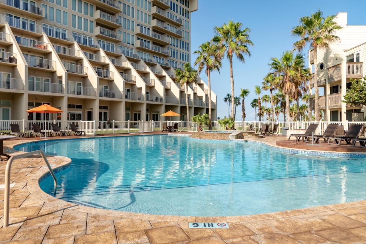 Breathtaking Bay View, Beachfront Resort, Family Friendly, Shared Pools * South Padre Island