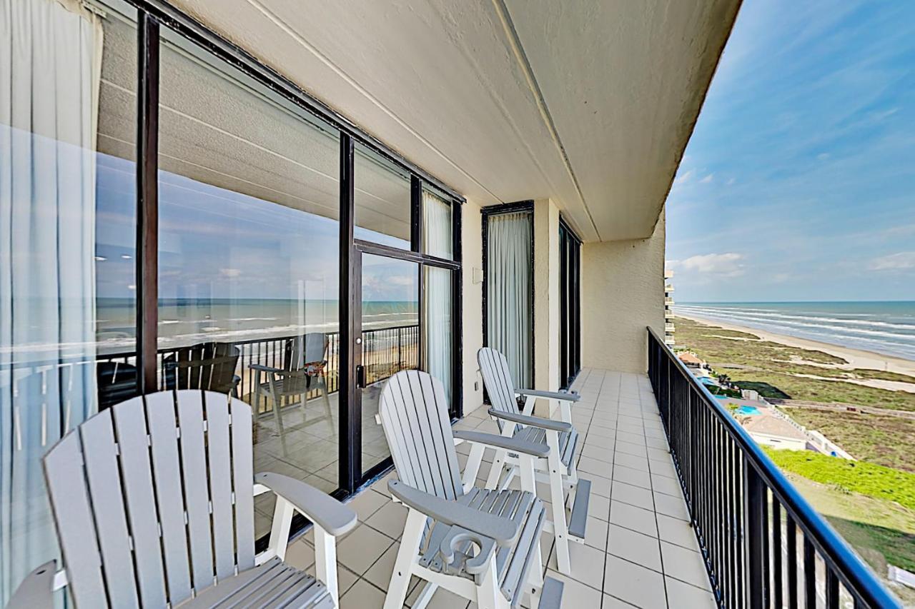 Apartment New Listing! Beachfront Penthouse With Pools & Gym
