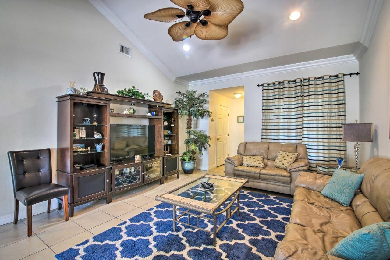 With Pool Access And Balcony! Apartment *