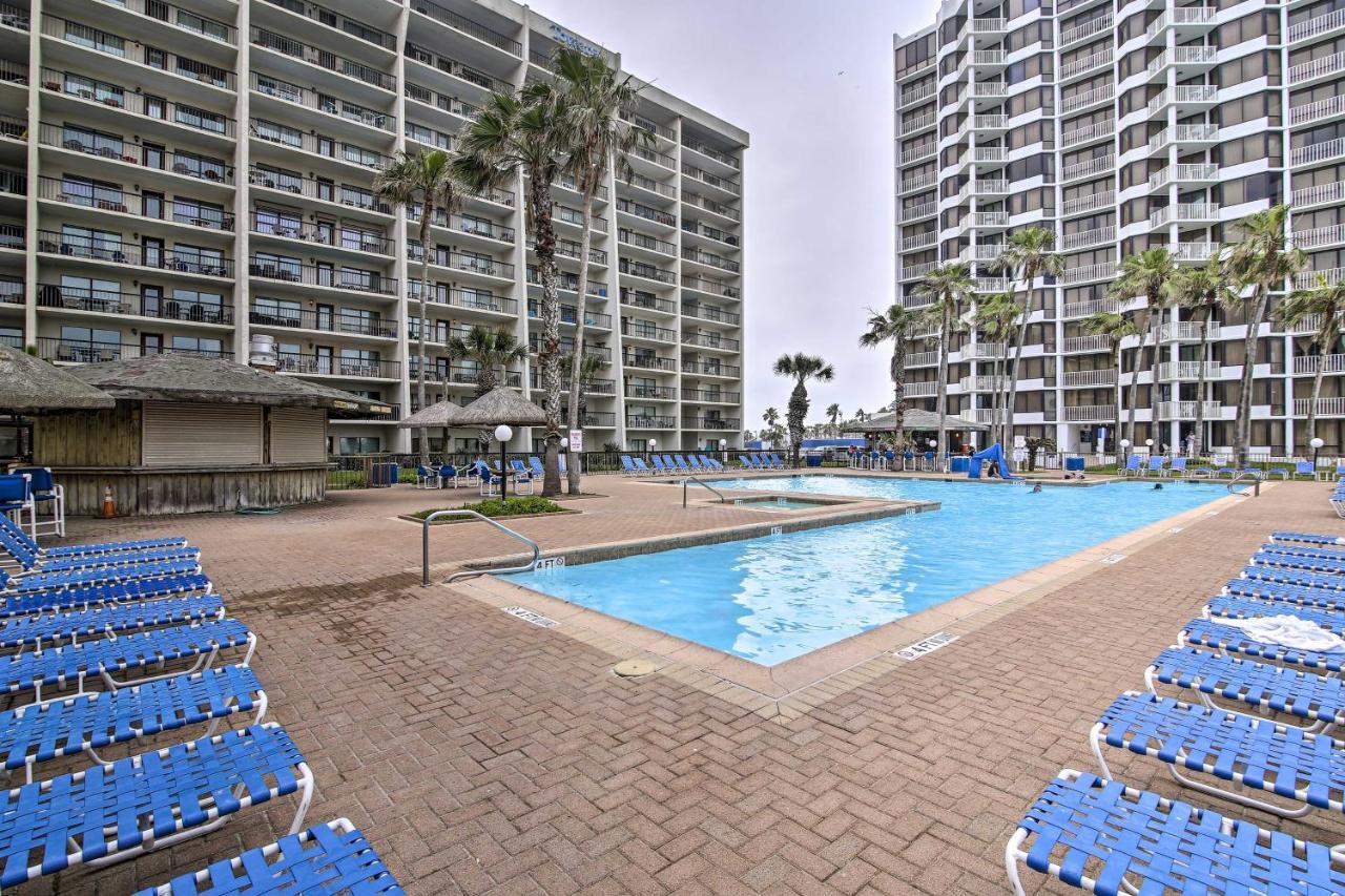 Apartment Inviting With Beach Views!