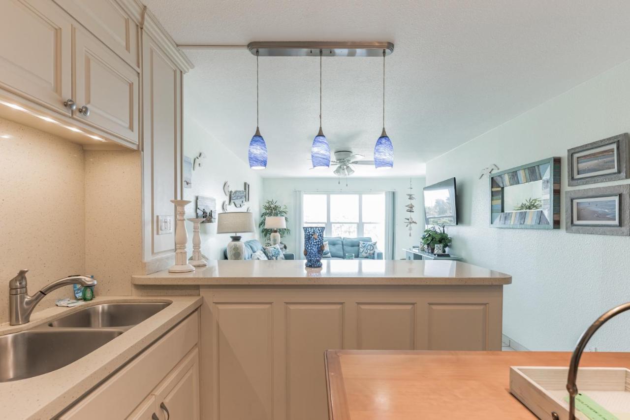 Charming 1 Bedroom, 3 Minute Walk To The Apartment *