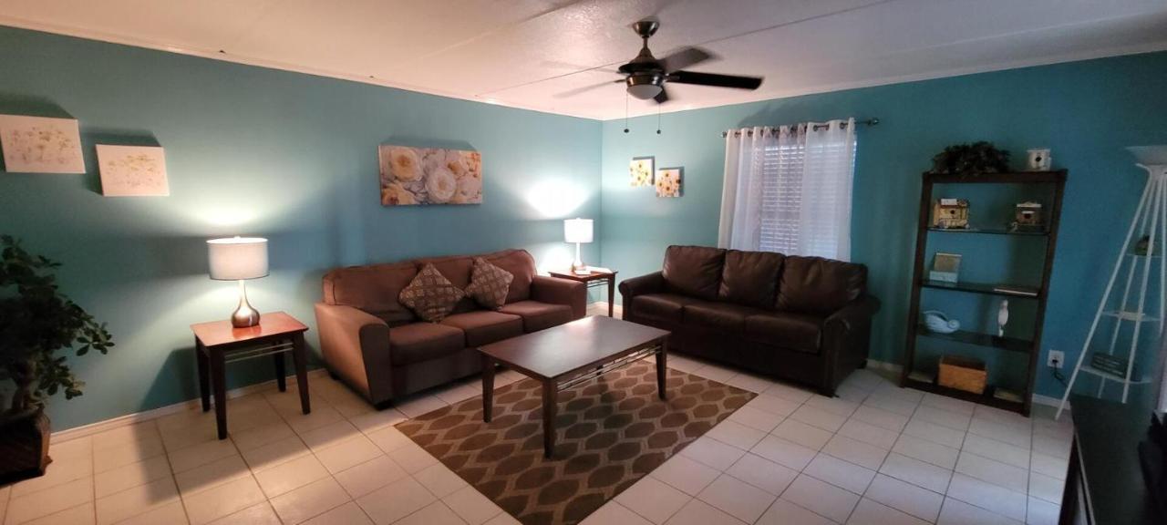Spotless Updated With Pool - Habitat Unit 7