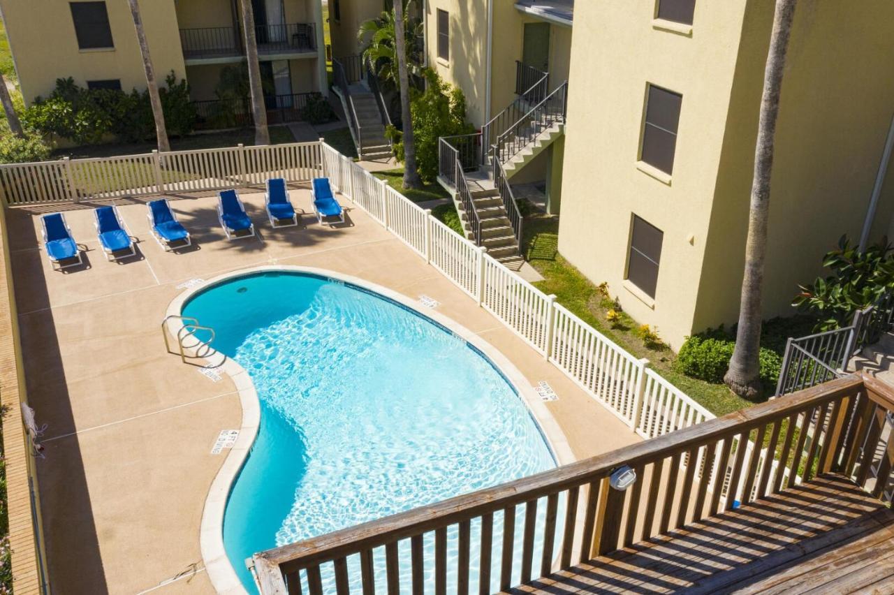 Apartment Spotless Updated With Pool - Habitat Unit 7