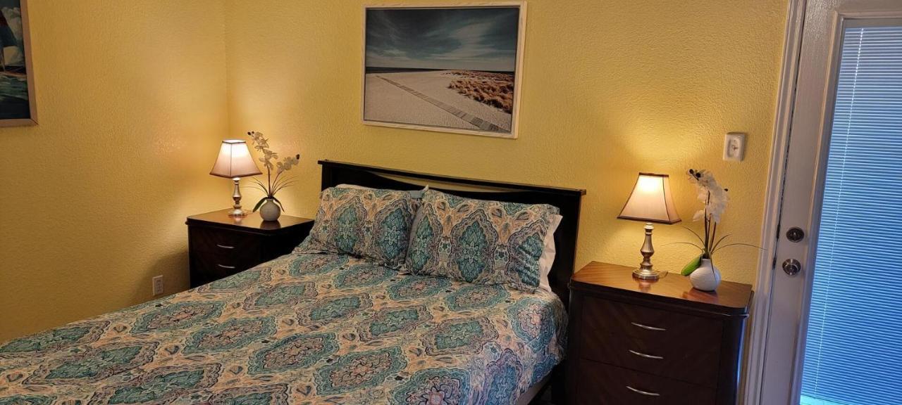 Spotless Updated With Pool - Habitat Unit 7 Apartment South Padre Island