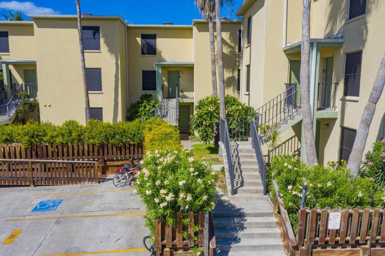 Spotless Updated With Pool - Habitat Unit 7 * South Padre Island