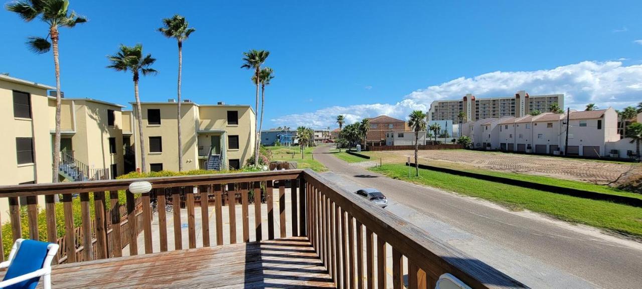 Spotless Updated With Pool - Habitat Unit 7 Apartment South Padre Island