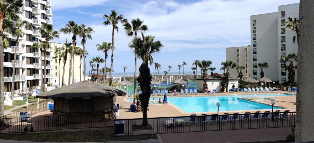 Beachfront Luxe With 2 Heated Pools - Saida 3-206 Apartment South Padre Island