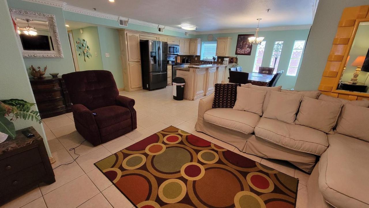 Large 3 Bedroom With Big Pool - Campeche Triplex Unit A Apartment