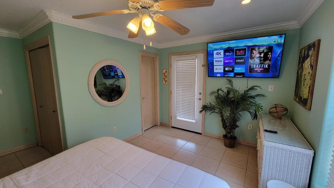 Large 3 Bedroom With Big Pool - Campeche Triplex Unit A Apartment